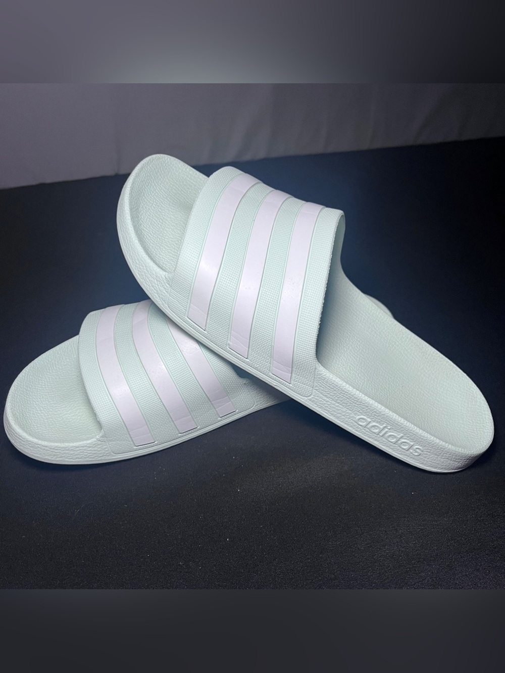 Adidas Adilette Aqua slides Size 9